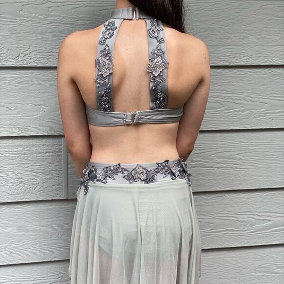 Glamorous dance costume lyrical 2 piece gray custom made rhinestoned AXS - Picture 4 of 13